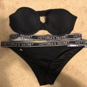 Victoria’s Secret Bikini Set